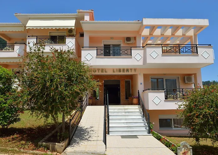 Hotel Liberty Chrysi Ammoudia foto